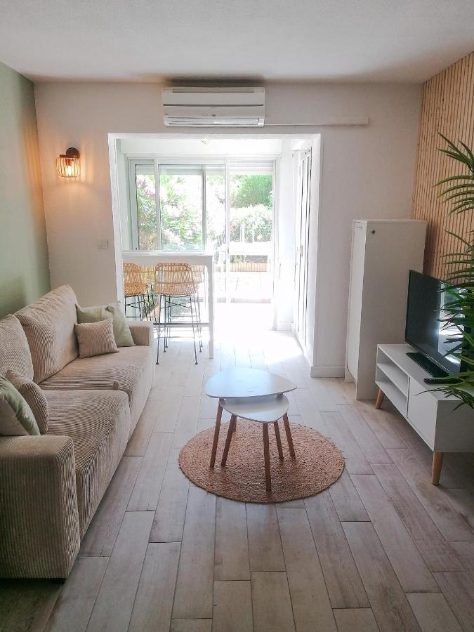 Appartement Zen A Frejus Avec Jardin, Piscine, Tennis, Proche Mer Eksteriør billede